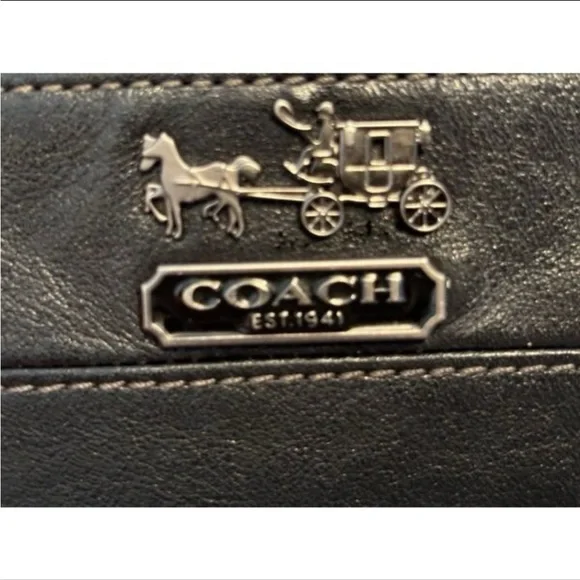 Coach leather wristlet - Picture 3 of 5